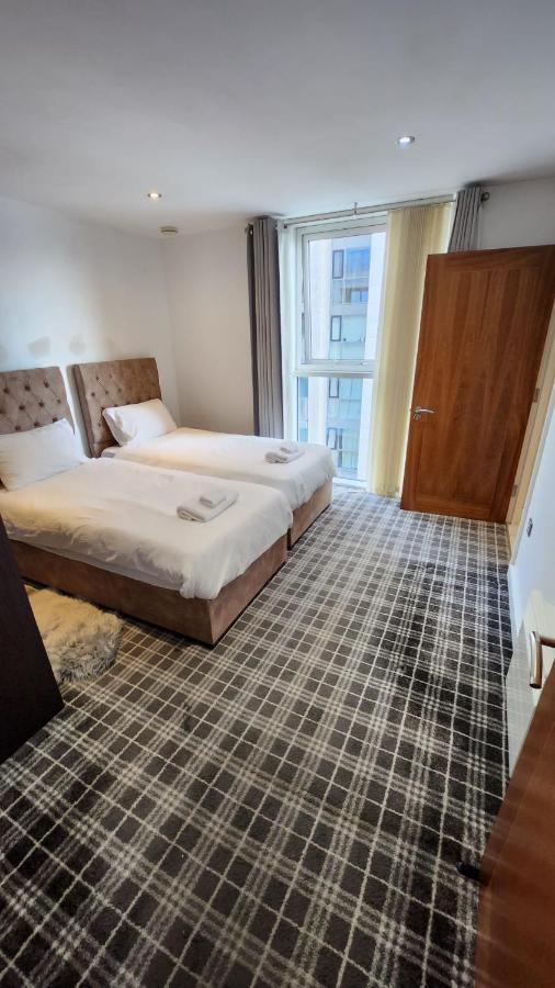 Luxury 2 Bed Apartment Excel London Exterior photo